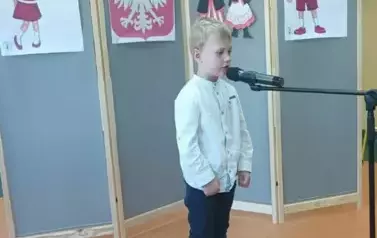 PRZEDSZKOLNY KONKURS RECYTATORSKI "PIĘKNA NASZA POLSKA CAŁA" 13