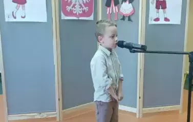 PRZEDSZKOLNY KONKURS RECYTATORSKI "PIĘKNA NASZA POLSKA CAŁA" 15