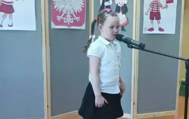 PRZEDSZKOLNY KONKURS RECYTATORSKI "PIĘKNA NASZA POLSKA CAŁA" 17
