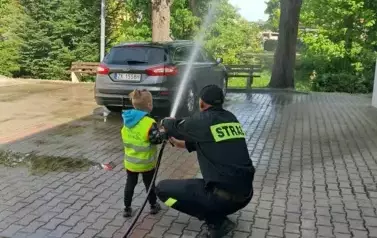 WYCIECZKA DO STRAŻY POŻARNEJ 6