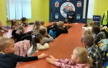POZNAJEMY ZAW&Oacute;D POLICJANTA 3