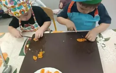 SAŁATKA OWOCOWA KRASNOLUDK&Oacute;W 3