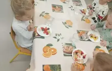 SAŁATKA OWOCOWA KRASNOLUDK&Oacute;W 8