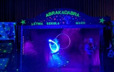 Magic Show 10