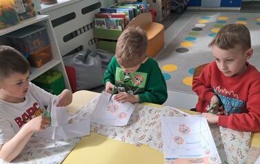 PROJEKT EDUKACYJNY &bdquo;KUBUSIOWI PRZYJACIELE NATURY&rdquo; W NASZYM PRZEDSZKOLU 3