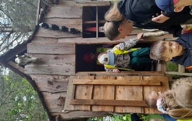 WYCIECZKA DO SŁAWOGRODU W CZAPLINKU GRUPY "SMERFY" I "MISIE" 67