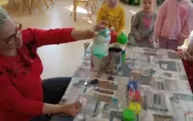 Galeria aktualności W PRZEDSZKOLNYM LABOLATORIUM! 11