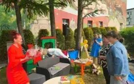 Galeria aktualności Czytanie na polanie pod hasłem &bdquo;Tata też czyta&rdquo; 3