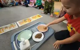 Galeria aktualności "ŻABKI" DBAJĄ O CZYSTOŚĆ RĄK! 3