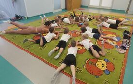 Galeria aktualności JOGA W PRZEDSZKOLU! 4