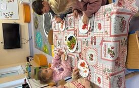 SMACZNIE, ZDROWO, SAMODZIELNIE! czyli SAŁATKA OWOCOWA W WYKONANIU PRZEDSZKOLAK&Oacute;W 2