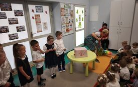 Galeria aktualności DZIEŃ EDUKACJI NARODOWEJ W PRZEDSZKOLU! 6
