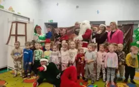 Świąteczne przedstawienie o Mikołaju 7