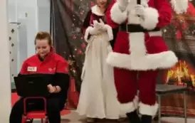 Świąteczne przedstawienie o Mikołaju 11