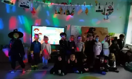 Zdjęcie do HOKUS-POKUS, CZARY-MARY, NIECH SIĘ SPEŁNIĄ ANDRZEJKOWE CZARY