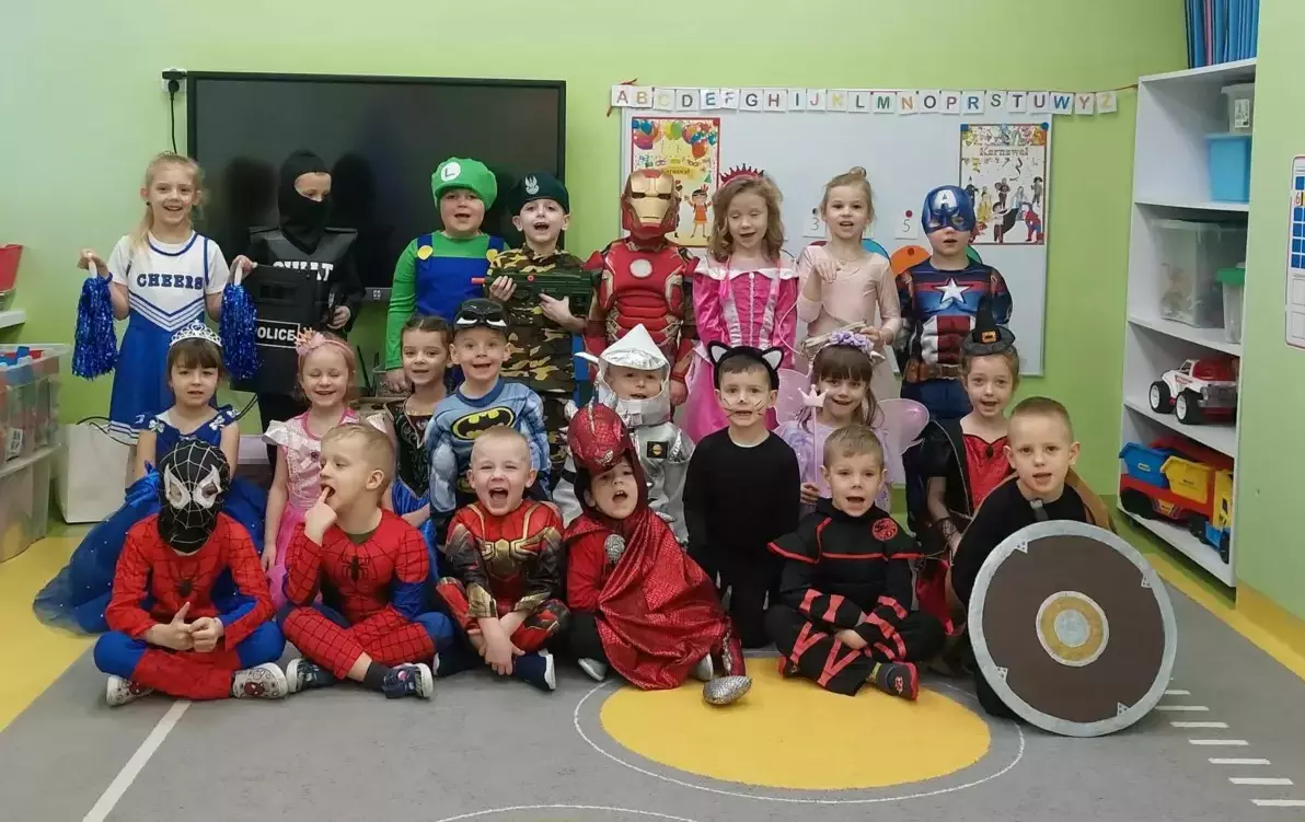 Zdjęcie do BAL KARNAWAŁOWY