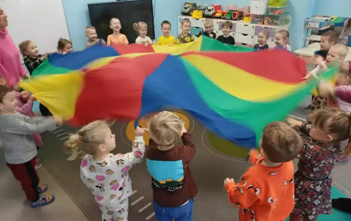 Zdjęcie do "MAMO, TATO, CHCĘ PIĘKNIE M&Oacute;WIĆ"- INNOWACYJNE ZAJĘCIA W PRZEDSZKOLU