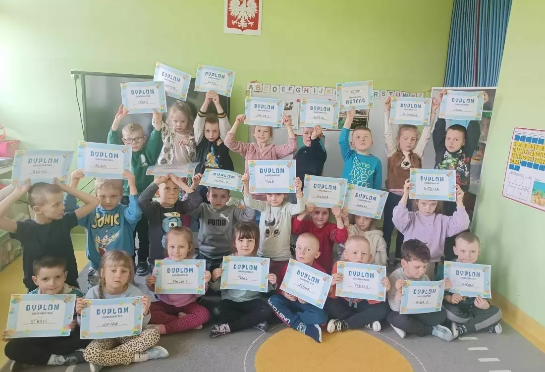 Zdjęcie do ZAJĘCIA PROFILAKTYCZNE W GRUPIE "BIEDRONKI"