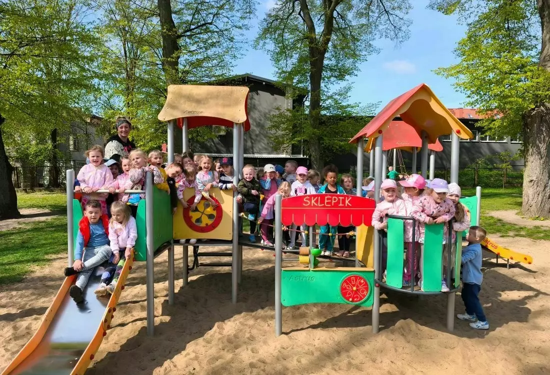 Zdjęcie do MIĘDZYNARODOWY DZIEŃ TAŃCA