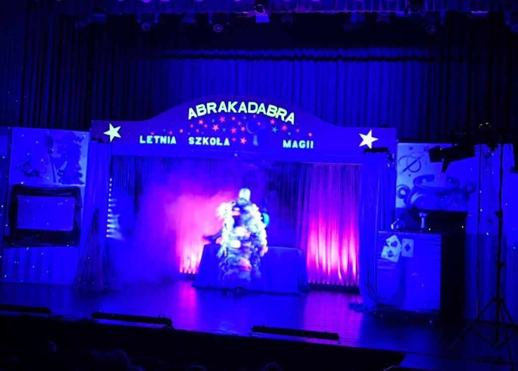 Zdjęcie do MAGIC SHOW