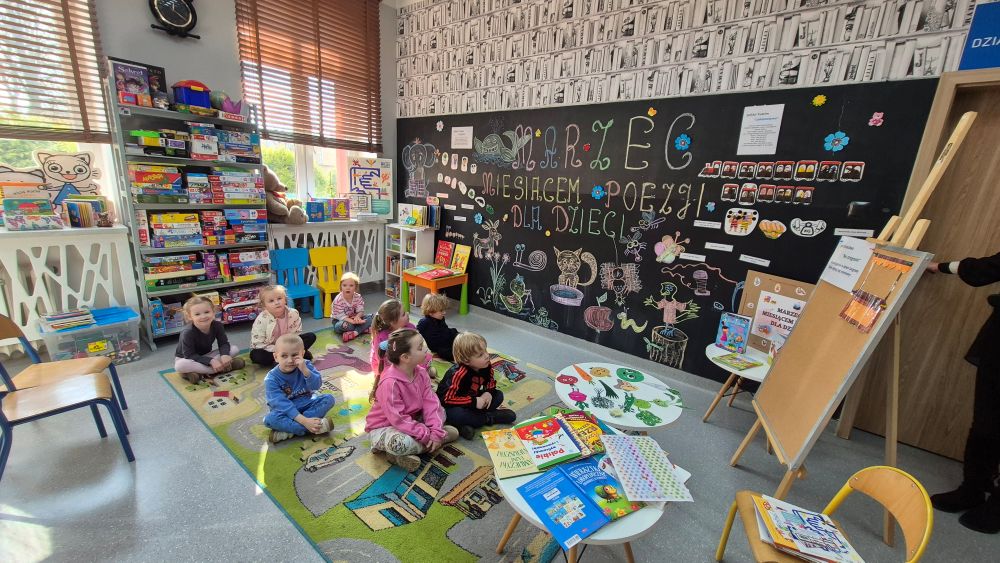 Zdjęcie do MISIE W BIBLIOTECE!