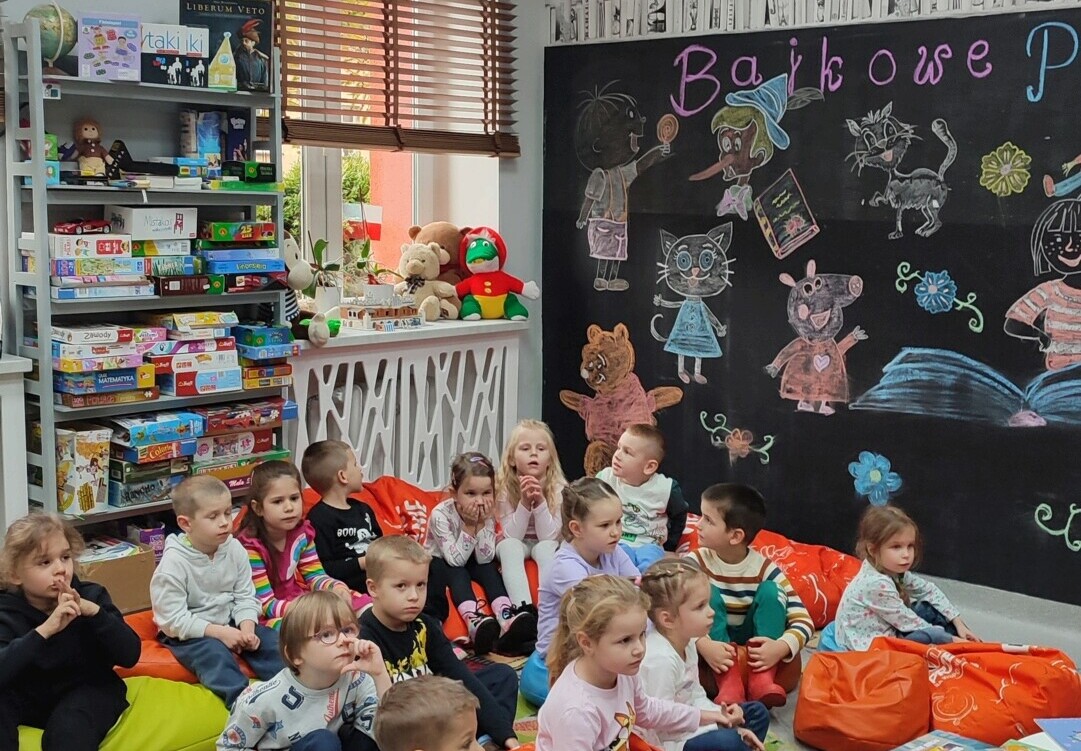 Zdjęcie do Wizyta w bibliotece